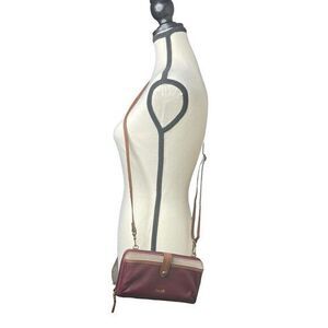 The Sak Iris Large Smartphone‎ Crossbody Bag Mahogany Leather All In One
